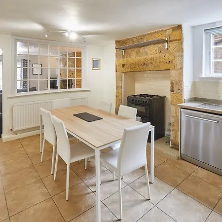 Host & - Princess Place Townhouse Casa de Férias