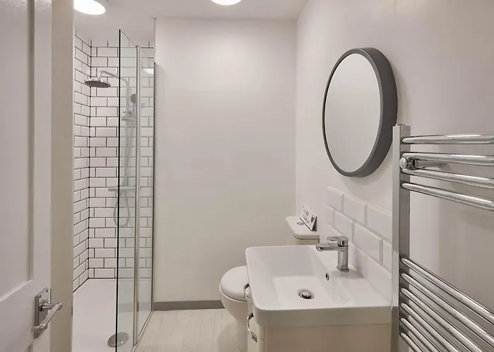 Host & - Princess Place Townhouse